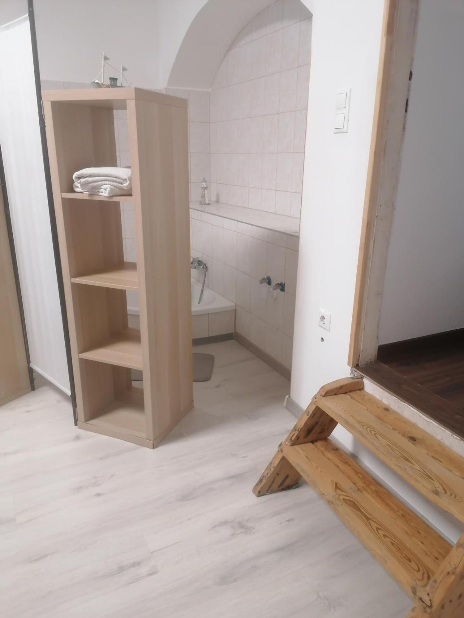 Ujkapu Sunshine Apartments Gyor Exterior photo